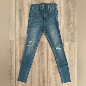 Abercrombie & Fitch Women's Skinny Jeans - Distressed Blue